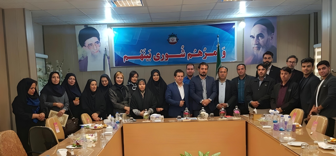 برگزاری آئین تجلیل و تقدیر از صاحبان قلم و اصحاب رسانه در شورای اسلامی شهر نظرآباد برگزاری آئین تجلیل و تقدیر از صاحبان قلم و اصحاب رسانه در شورای اسلامی شهر نظرآباد